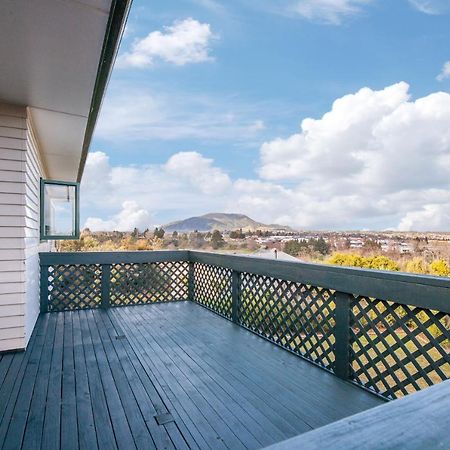 Kaihua Lookout - Taupo Holiday Home Екстер'єр фото