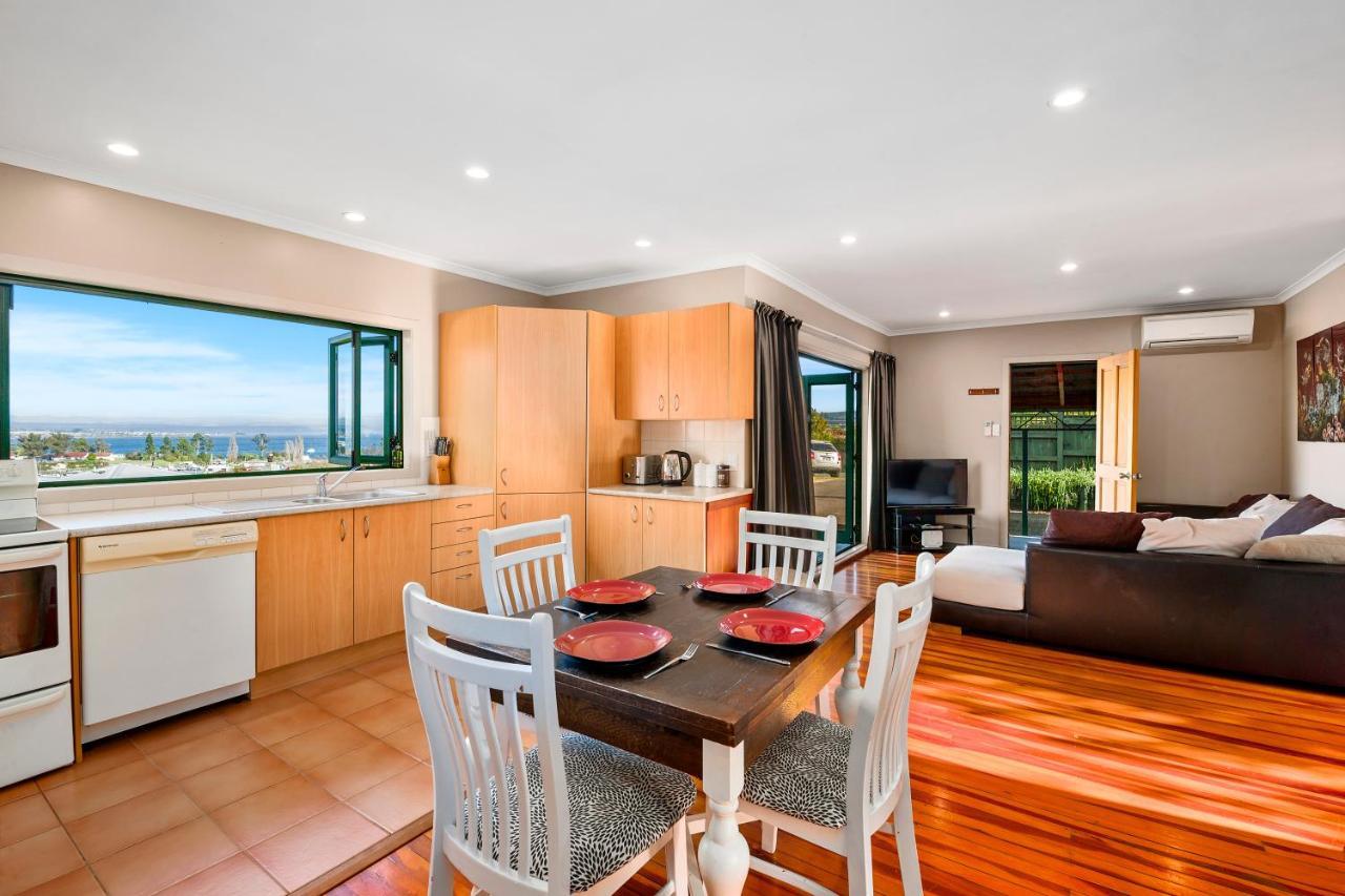 Kaihua Lookout - Taupo Holiday Home Екстер'єр фото