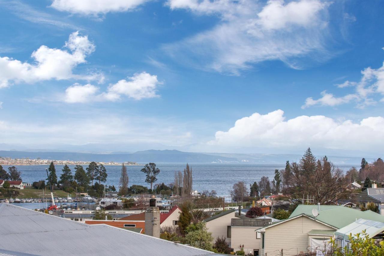 Kaihua Lookout - Taupo Holiday Home Екстер'єр фото