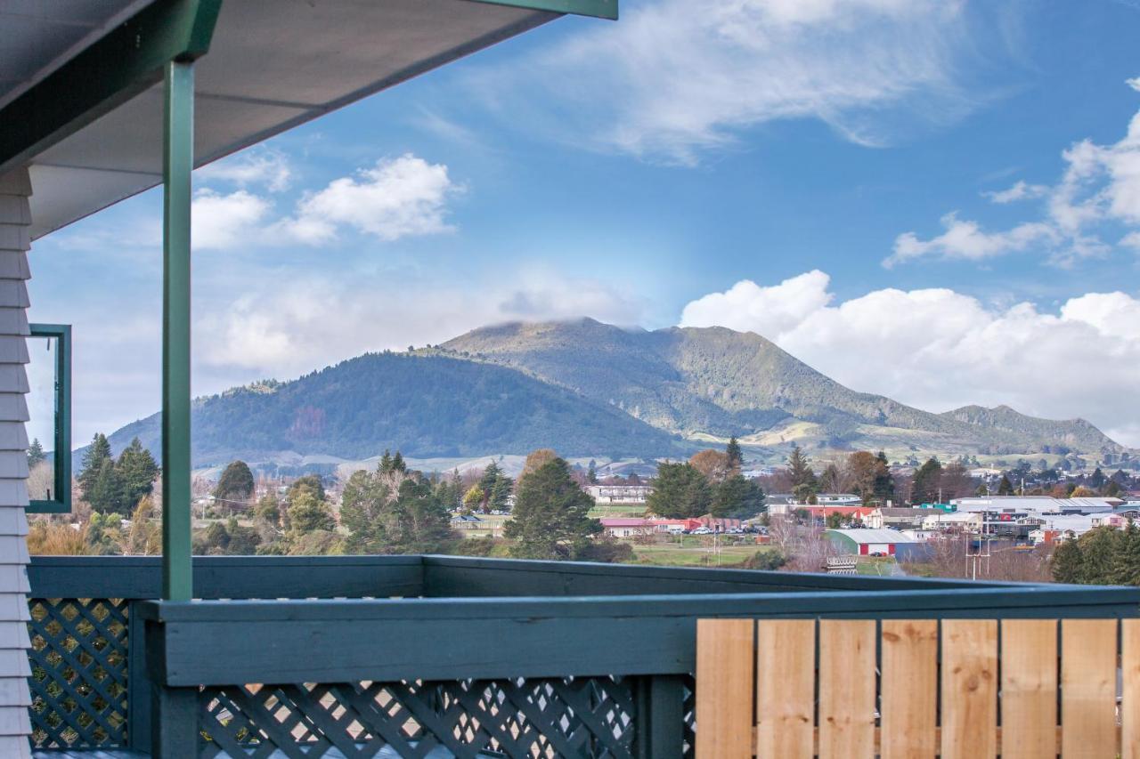 Kaihua Lookout - Taupo Holiday Home Екстер'єр фото