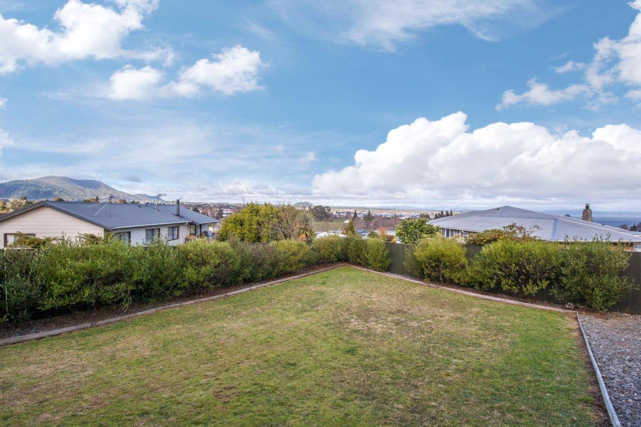 Kaihua Lookout - Taupo Holiday Home Екстер'єр фото